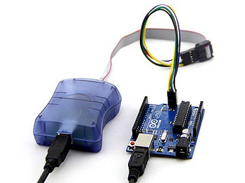 Atmel USB ISP Programmer connected with Arduino