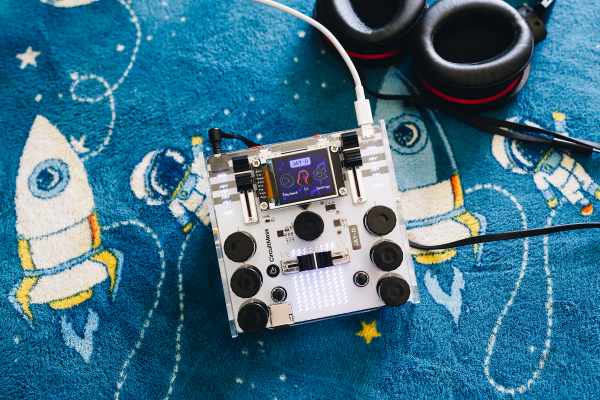 CircuitMess Jay-D: DIY DJ Mixer Kit