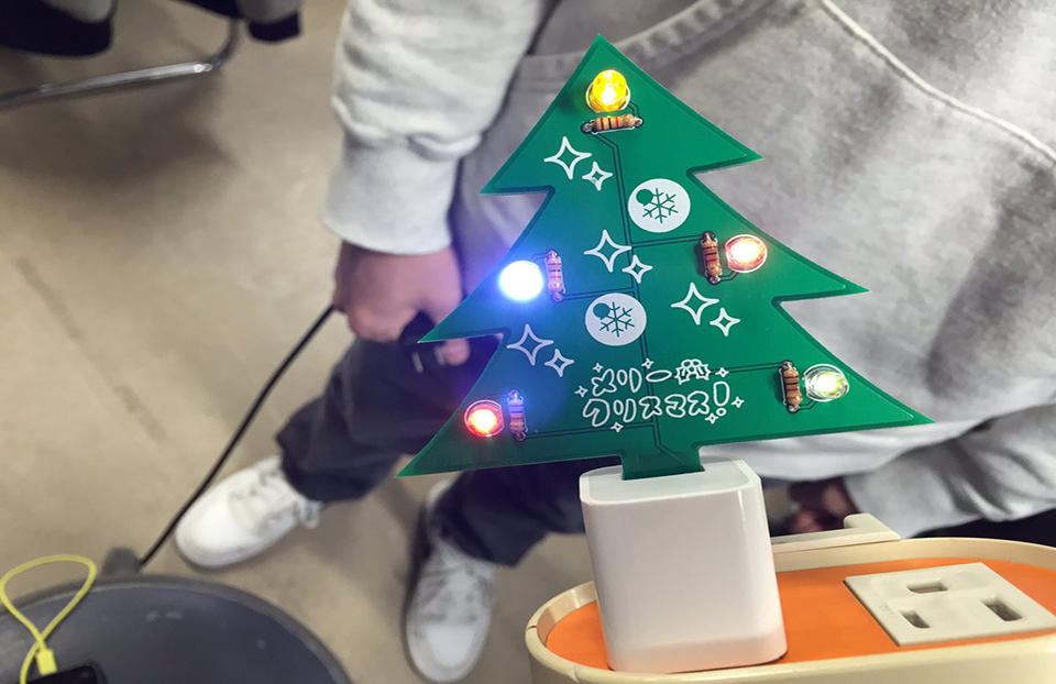 Free Prototyping for Christmas PCB