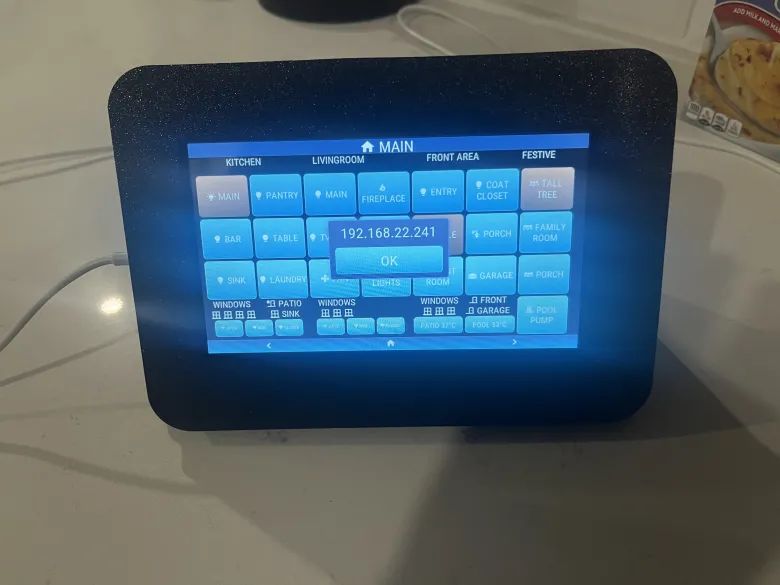 Crowpanel 7 desktop display