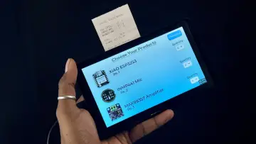 UPI Vending Machine Interface with Dynamic QR code