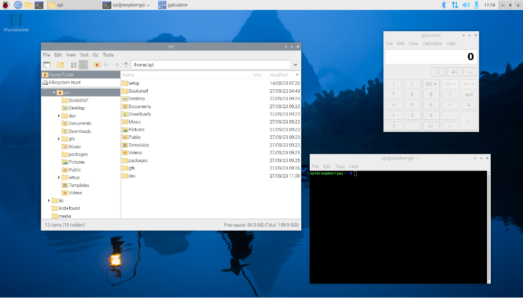 Raspberry Pi 5 Desktop Environment