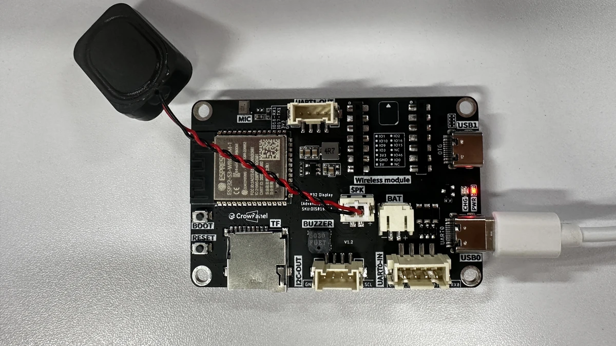 Connect the speaker and the development board